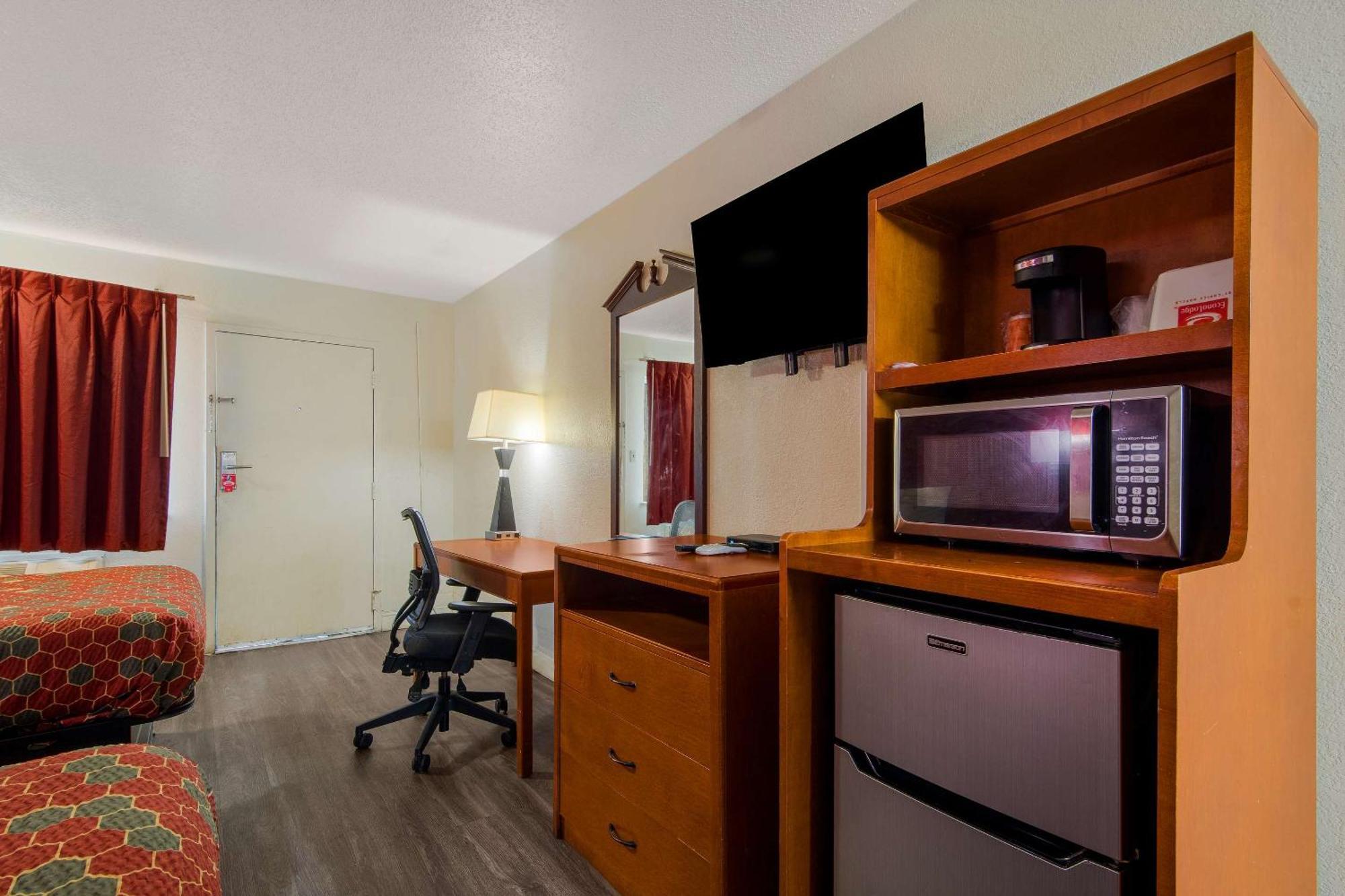 Econo Lodge Goldsboro Hwy 70 Экстерьер фото