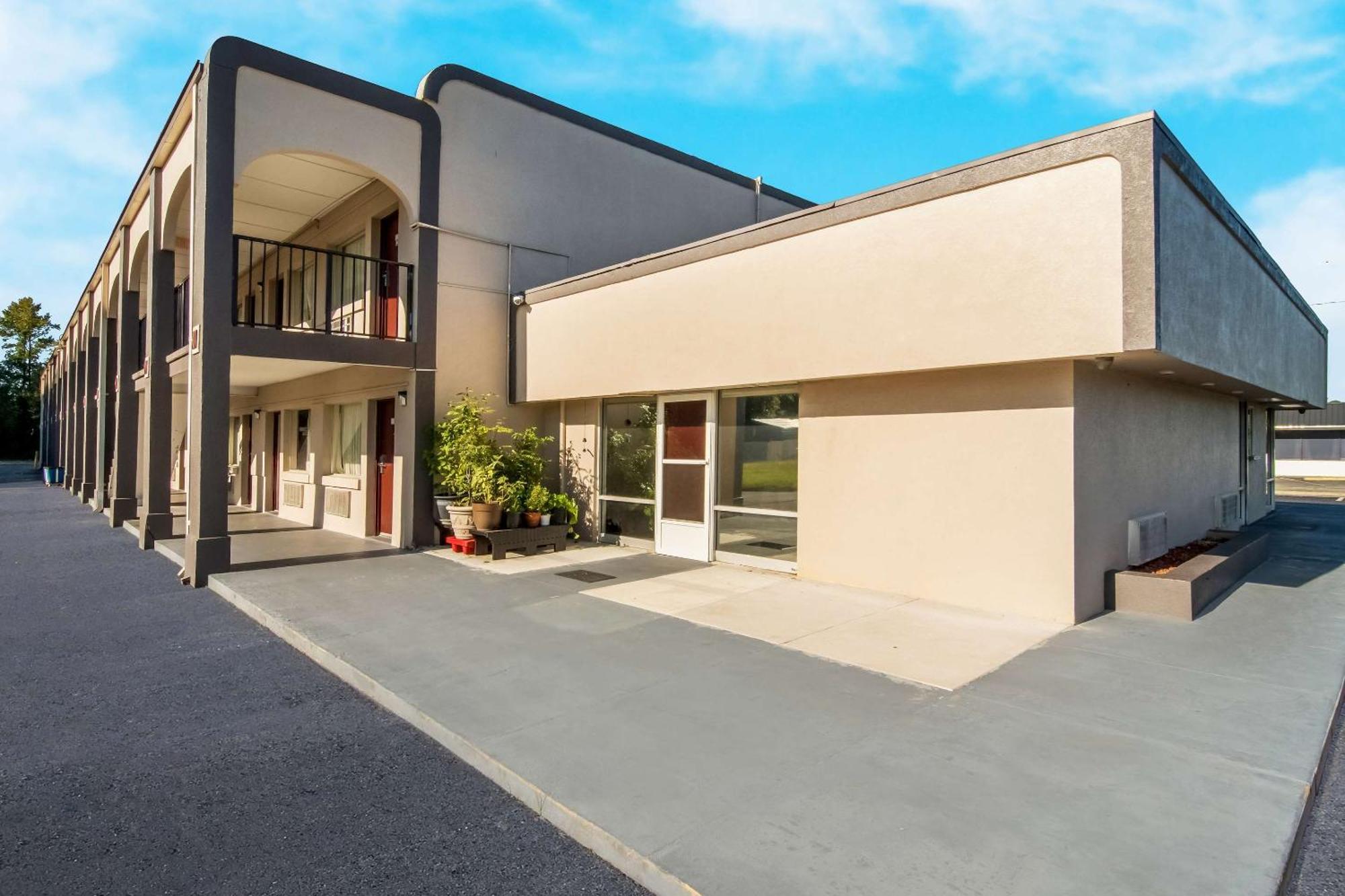 Econo Lodge Goldsboro Hwy 70 Экстерьер фото