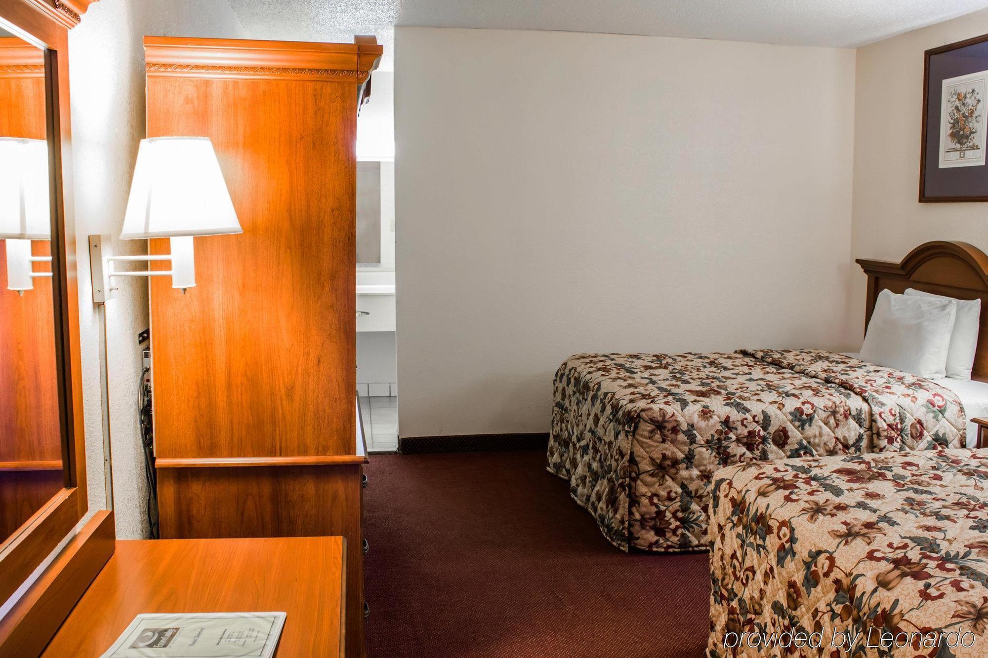 Econo Lodge Goldsboro Hwy 70 Экстерьер фото